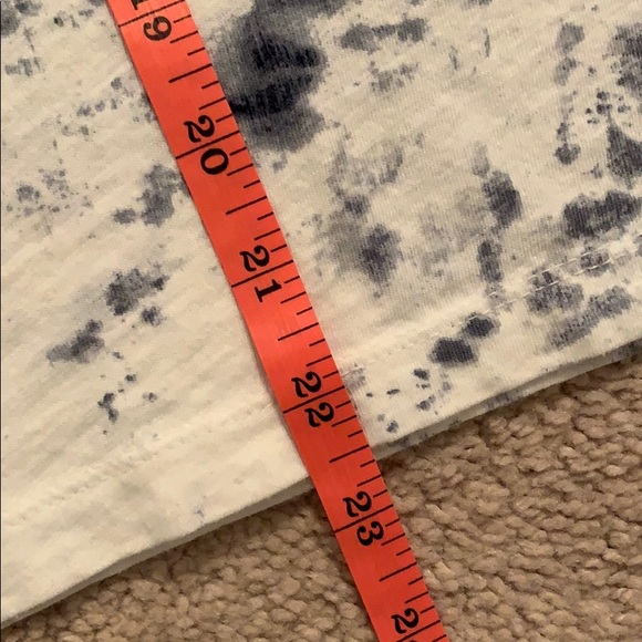 🪬Universal Thread Short Sleeved Tee Size S 🪬 - Picture 10 of 12